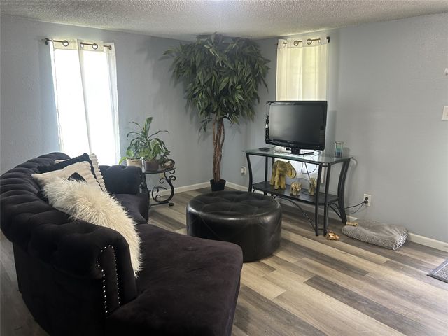 314 Beckham Street, Sulphur Springs, TX 75482