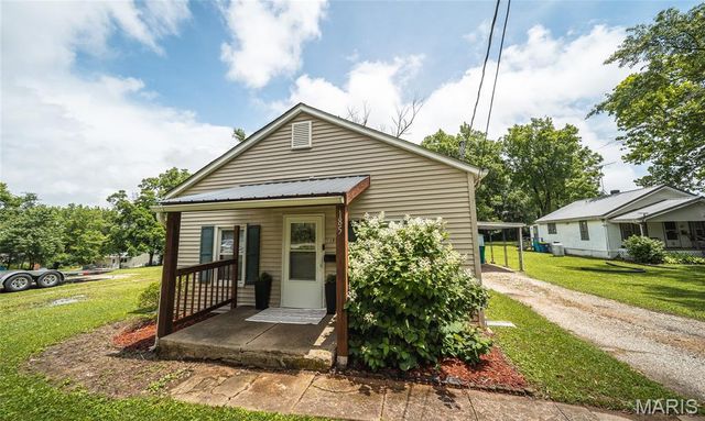 185 Kitchell Avenue, St Clair, MO 63077