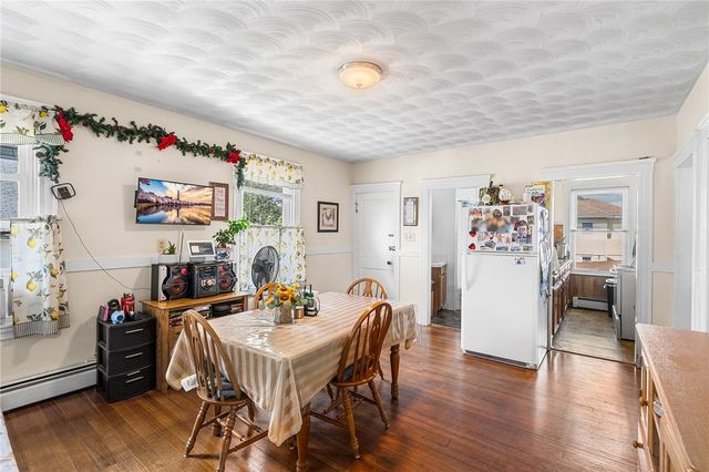 208 Suffolk Avenue, Pawtucket, RI 02861