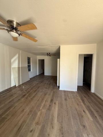 2024 37th Street, Lubbock, TX 79412