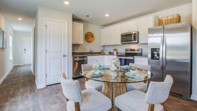 6229 Gritman Drive, Hollywood, SC 29449