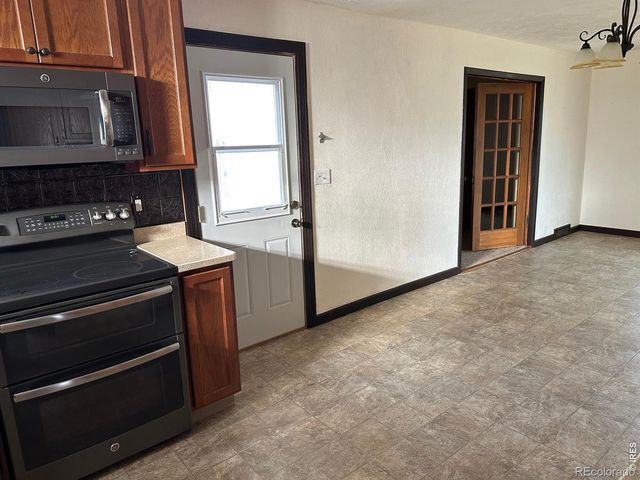 312 W 6th Street, Julesburg, CO 80737