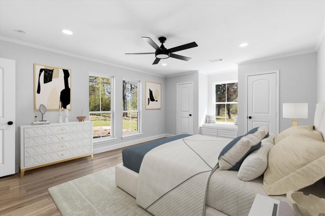 113 E Bayside Drive, Mabank, TX 75156