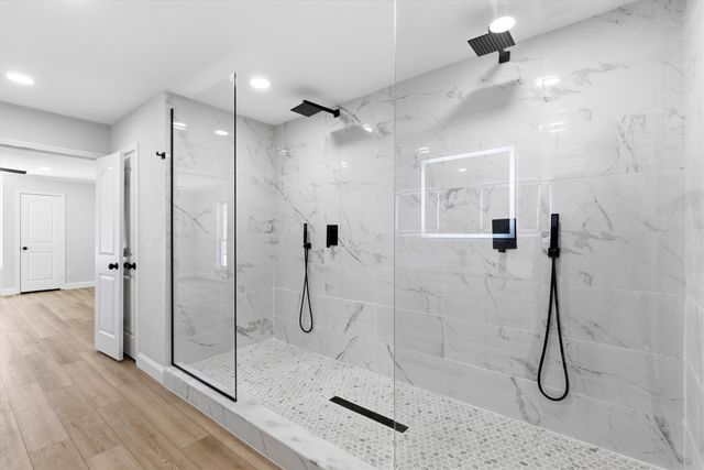 113 E Bayside Drive, Mabank, TX 75156