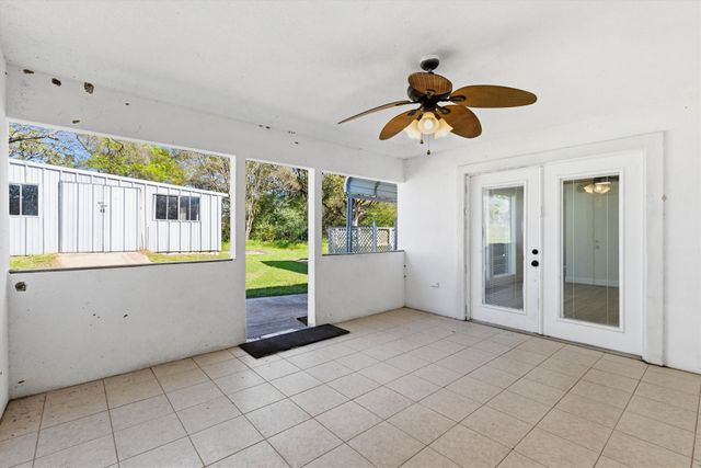 113 E Bayside Drive, Mabank, TX 75156