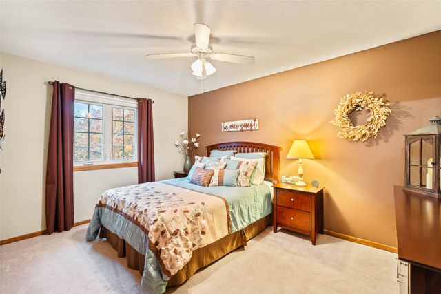 1506 W 14th Street S, Newton, IA 50208