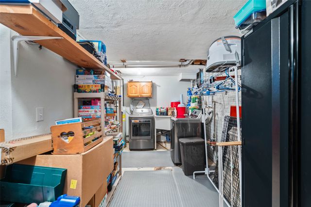 1506 W 14th Street S, Newton, IA 50208