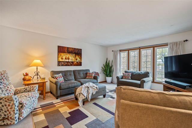 1506 W 14th Street S, Newton, IA 50208