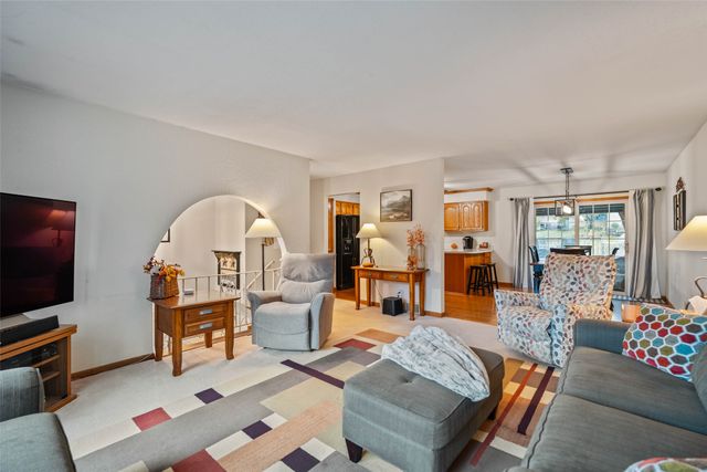 1506 W 14th Street S, Newton, IA 50208