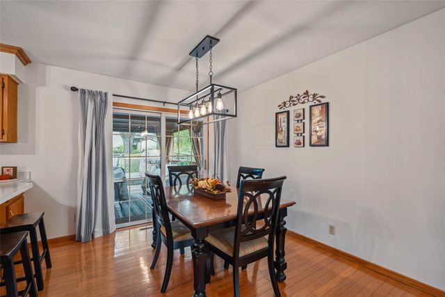 1506 W 14th Street S, Newton, IA 50208