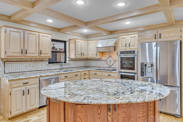 7019 Spring Valley Road, Dallas, TX 75254