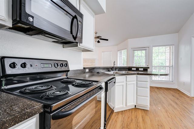 6804 N Capital Of Texas Highway 425, Austin, TX 78731