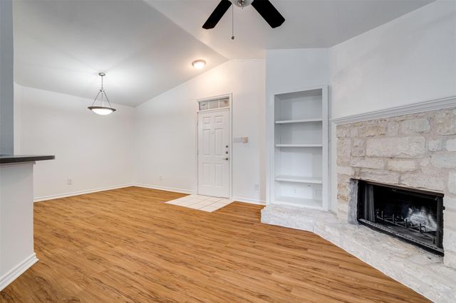 6804 N Capital Of Texas Highway 425, Austin, TX 78731