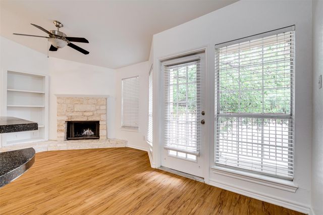 6804 N Capital Of Texas Highway 425, Austin, TX 78731