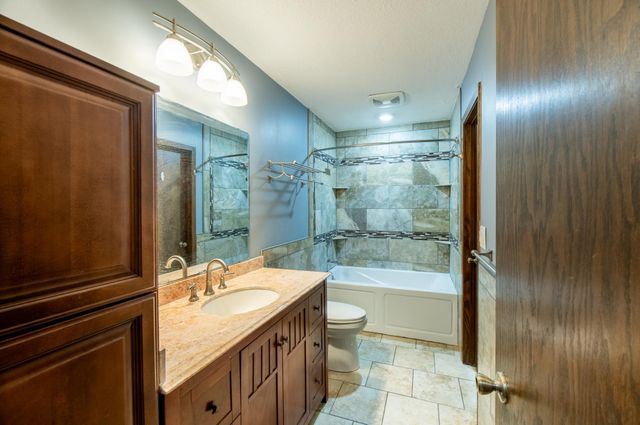 7965 Sierra Parkway, Brooklyn Park, MN 55444