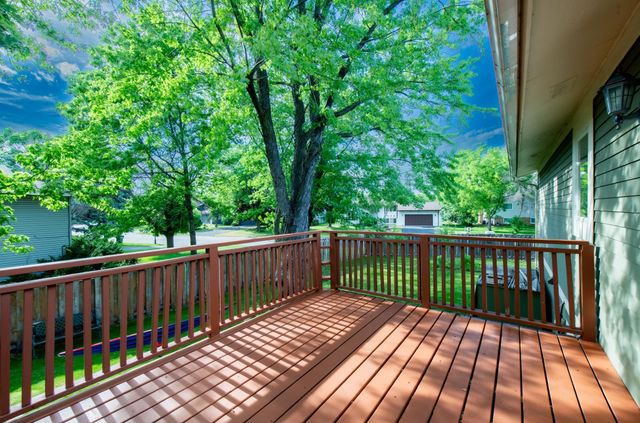 7965 Sierra Parkway, Brooklyn Park, MN 55444