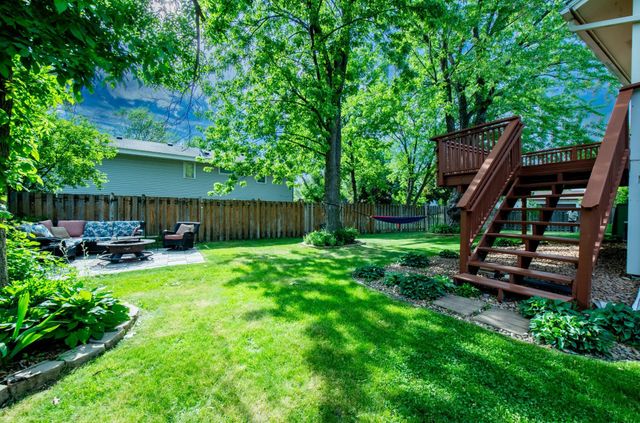 7965 Sierra Parkway, Brooklyn Park, MN 55444
