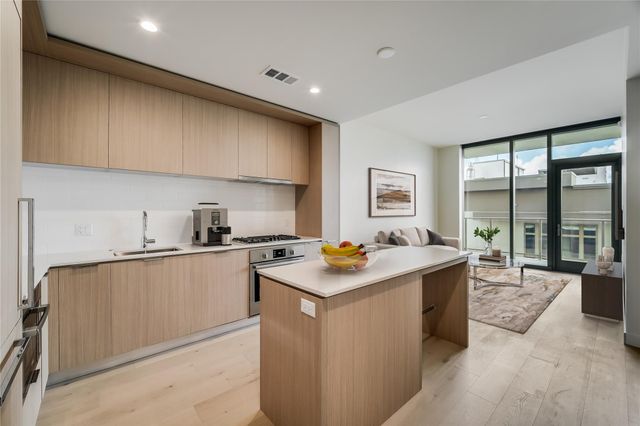 44 East Ave 2903, Austin, TX 78701