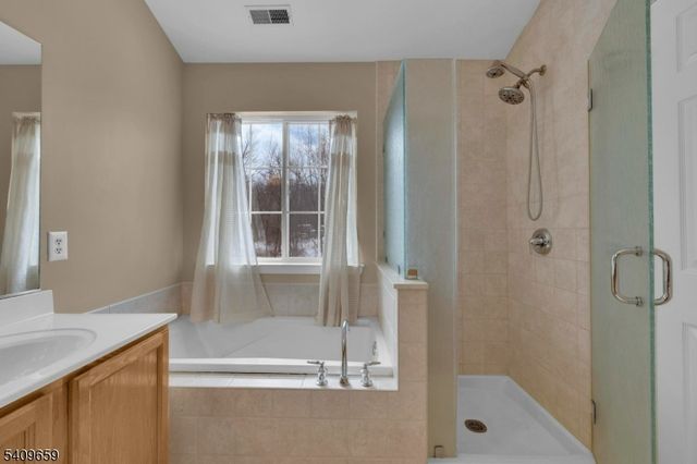 4 Tanglewood Way, Mount Olive Twp., NJ 07828