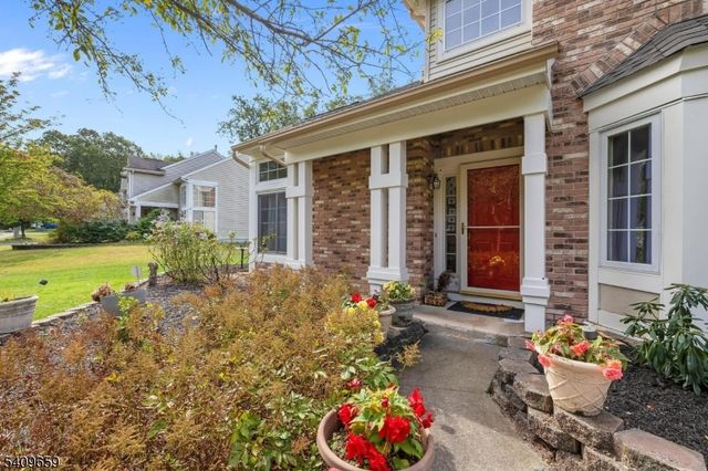 4 Tanglewood Way, Mount Olive Twp., NJ 07828