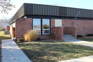 300 N Hammes Avenue D, Joliet, IL 60435