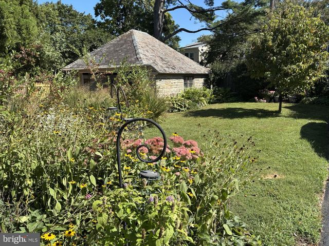 542 W ELLET ST, Philadelphia, PA 19119