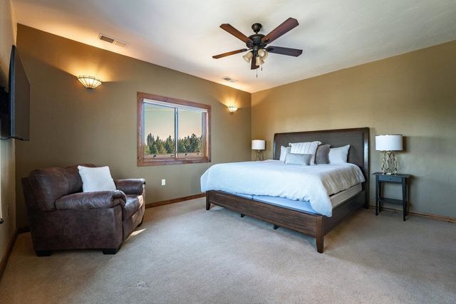 16725 Skislope Way Apt 5, Truckee, CA 96161