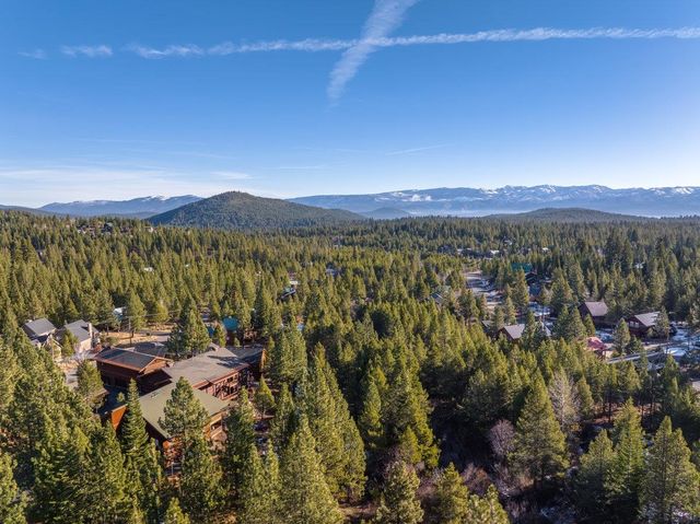 16725 Skislope Way Apt 5, Truckee, CA 96161