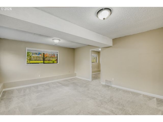 5900 Sw ELLERSON Ter, Beaverton, OR 97007