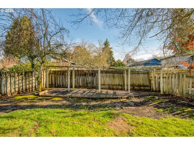 5900 Sw ELLERSON Ter, Beaverton, OR 97007