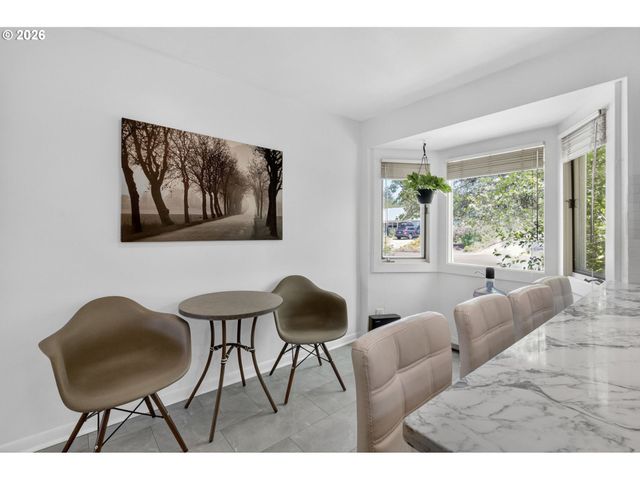 2860 BAKER Blvd, Eugene, OR 97403