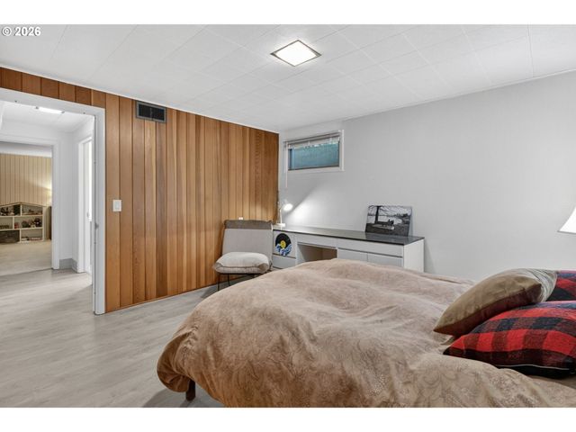 2860 BAKER Blvd, Eugene, OR 97403