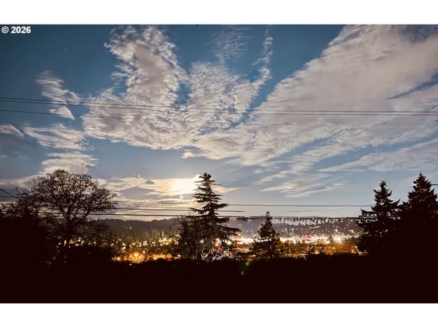 2860 BAKER Blvd, Eugene, OR 97403