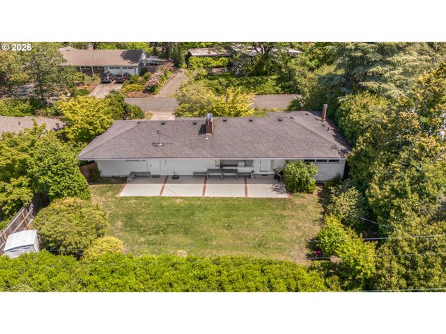 2860 BAKER Blvd, Eugene, OR 97403