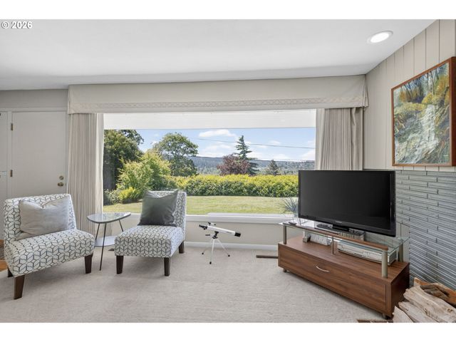 2860 BAKER Blvd, Eugene, OR 97403
