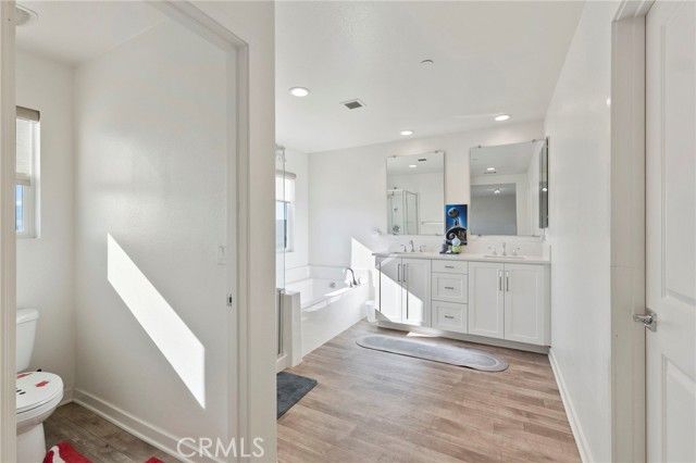 15765 Kings Peak Dr, Fontana, CA 92336