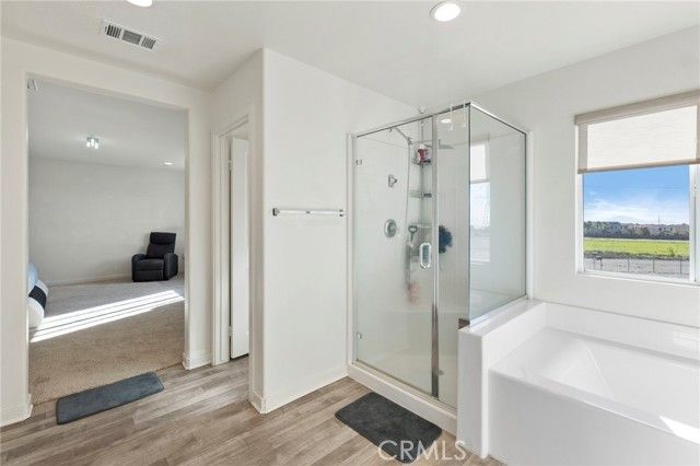 15765 Kings Peak Dr, Fontana, CA 92336