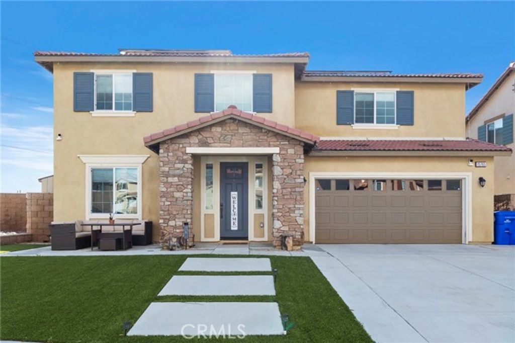 15765 Kings Peak Dr, Fontana, CA 92336