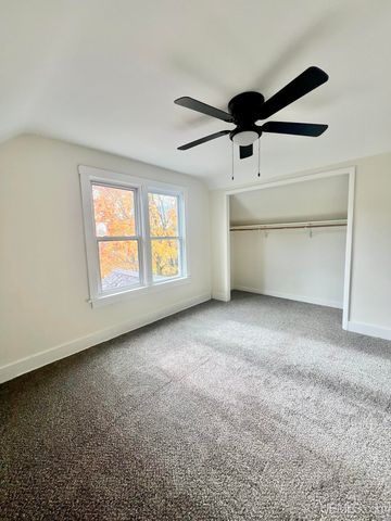 515 7th Street, Iron Mountain, MI 49801