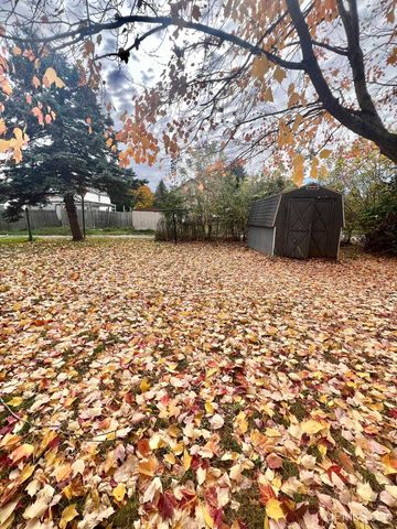 515 7th Street, Iron Mountain, MI 49801