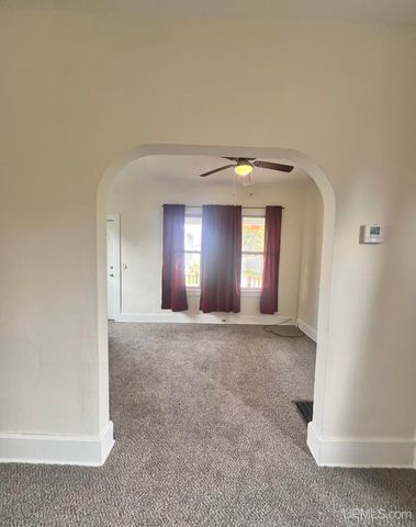 515 7th Street, Iron Mountain, MI 49801