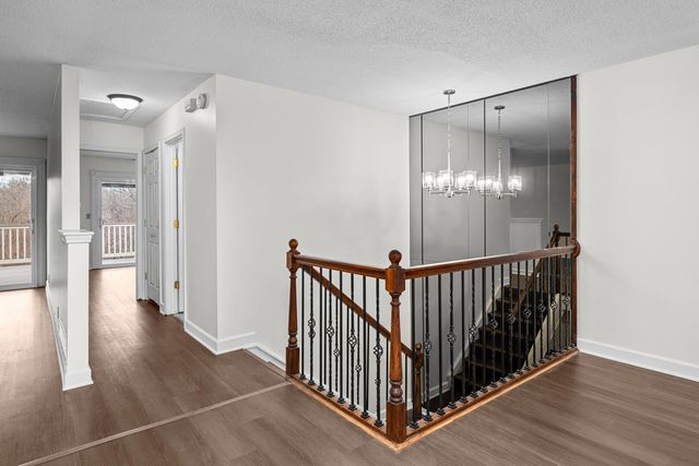 3032 Parkwild Drive, Bettendorf, IA 52722