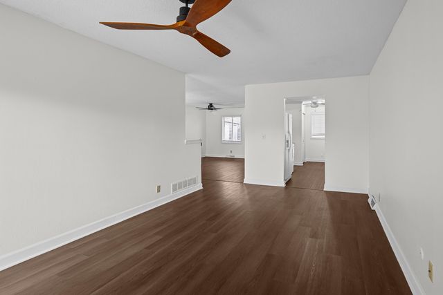 3032 Parkwild Drive, Bettendorf, IA 52722