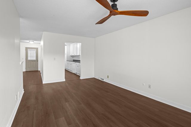 3032 Parkwild Drive, Bettendorf, IA 52722