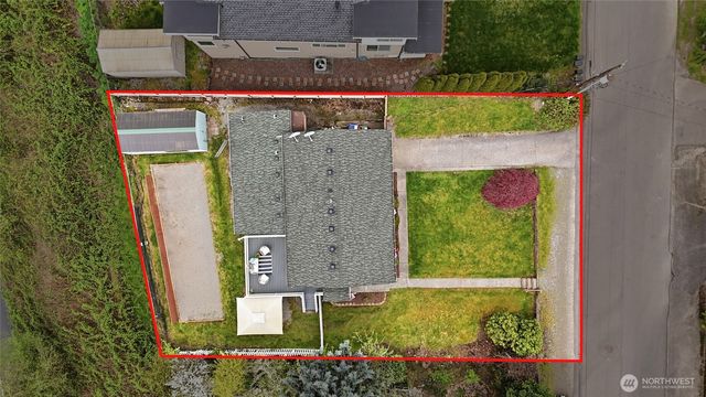 1425 Jones Avenue NE, Renton, WA 98056