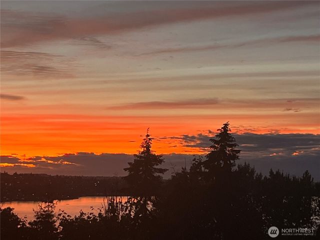 1425 Jones Avenue NE, Renton, WA 98056