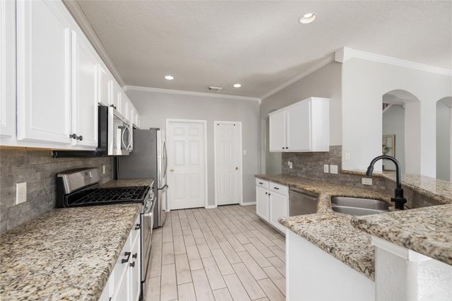 16707 Spring Glade Drive, Cypress, TX 77429