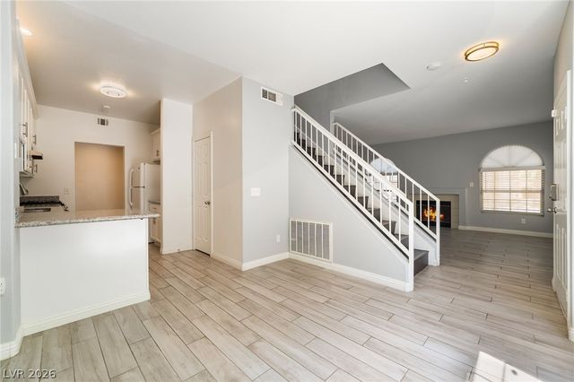 9631 Lame Horse Drive, Las Vegas, NV 89123