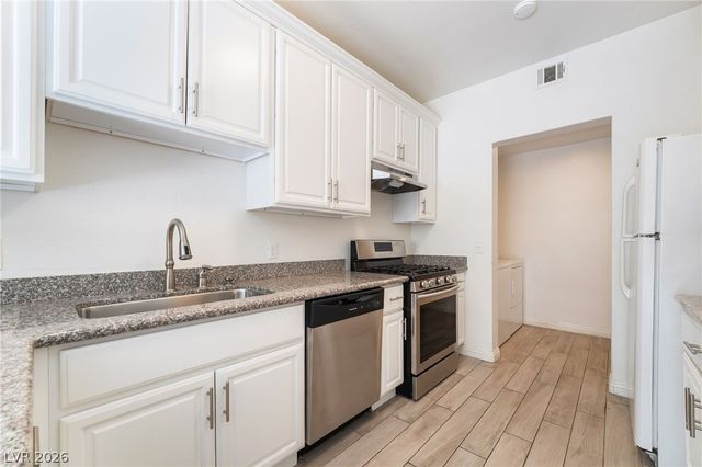 9631 Lame Horse Drive, Las Vegas, NV 89123