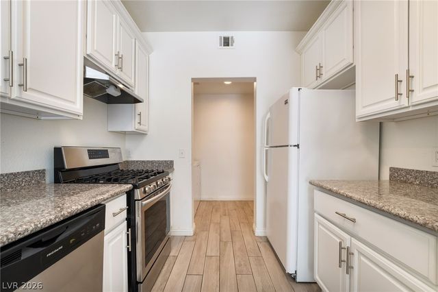 9631 Lame Horse Drive, Las Vegas, NV 89123